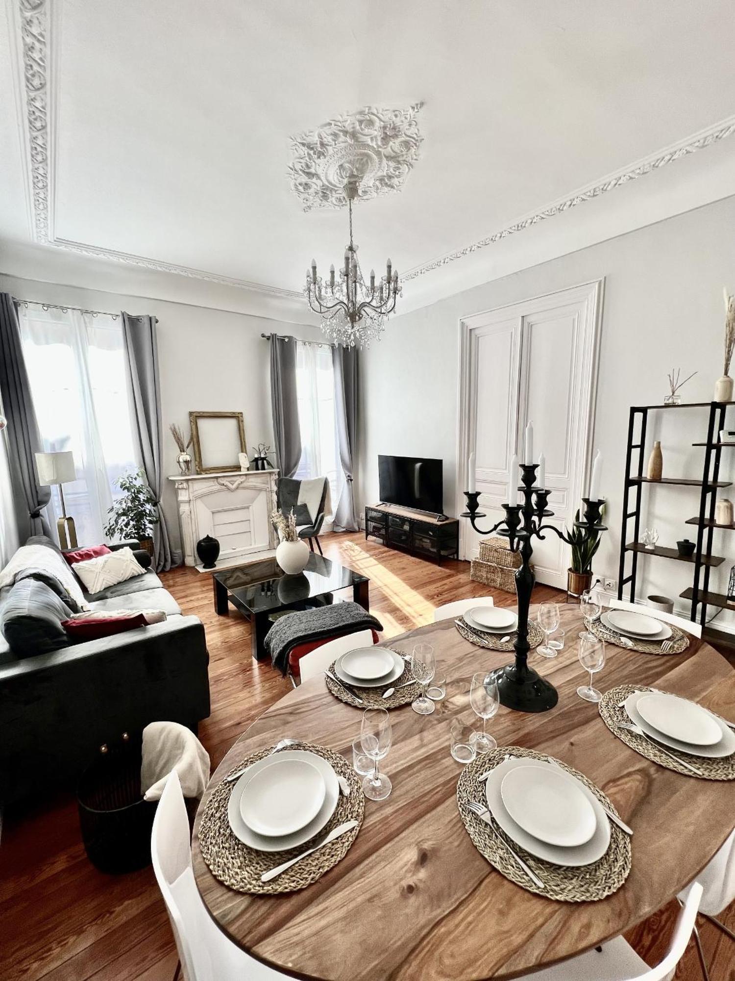 Superbe Appartement De 105 M2, Hyper Centre Avec Terrasse, Parking, A 5 Min De La Mer Nicea Zewnętrze zdjęcie