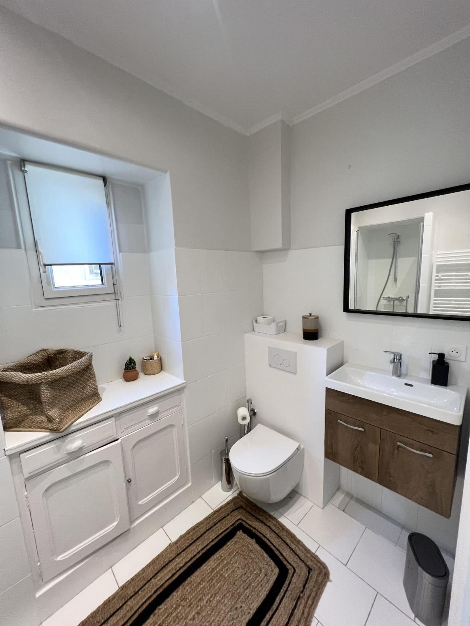 Superbe Appartement De 105 M2, Hyper Centre Avec Terrasse, Parking, A 5 Min De La Mer Nicea Zewnętrze zdjęcie